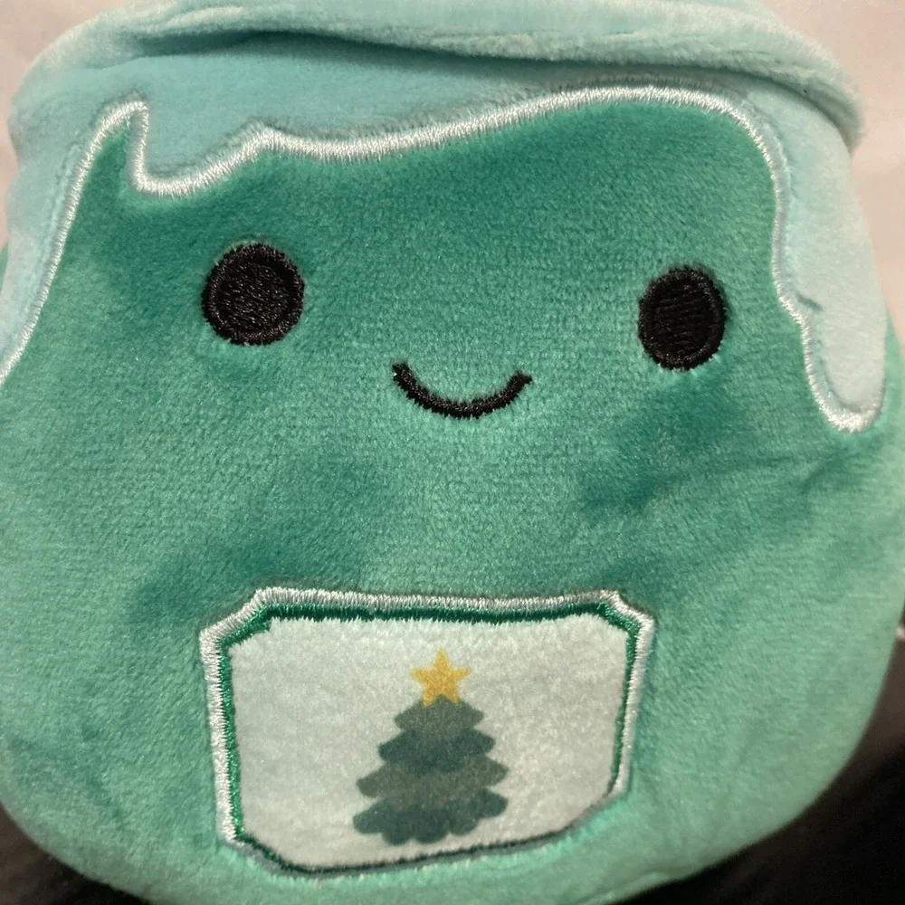 Squishmallows Guardo the Green Christmas Candle 5